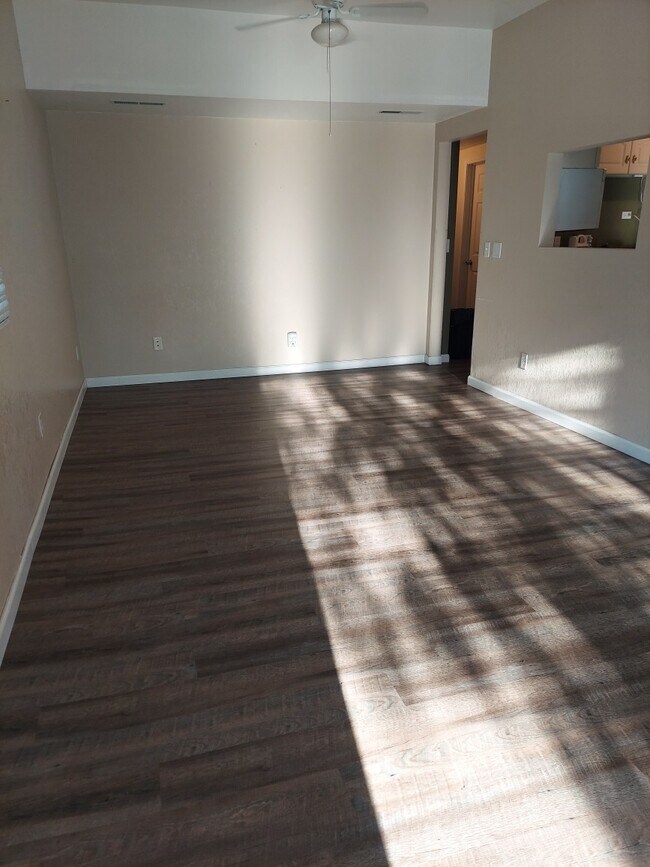 Living room - 132 N Stewart St