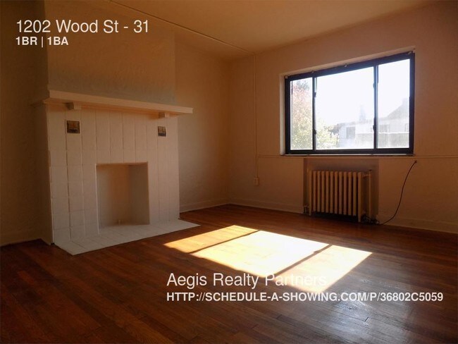 Building Photo - 1202 Wood St