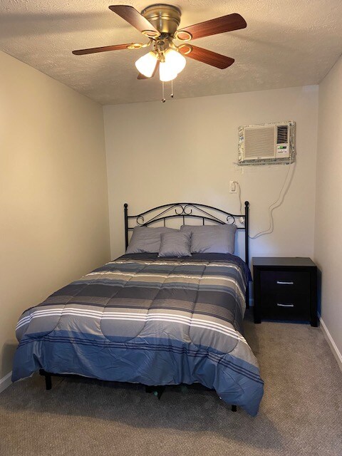 Foto principal - 736 West St