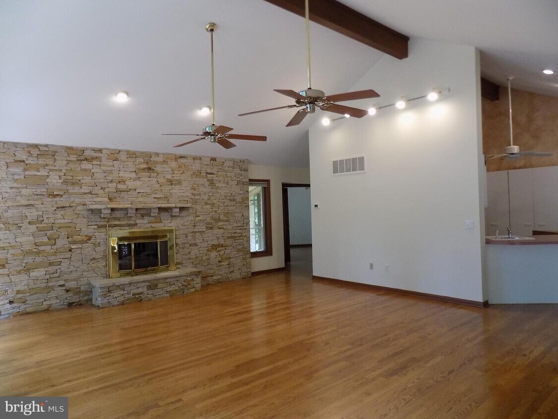 Foto principal - 5718 Kenfield Ln