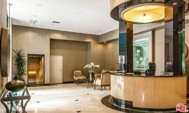 Foto del edificio - 10535 Wilshire Blvd