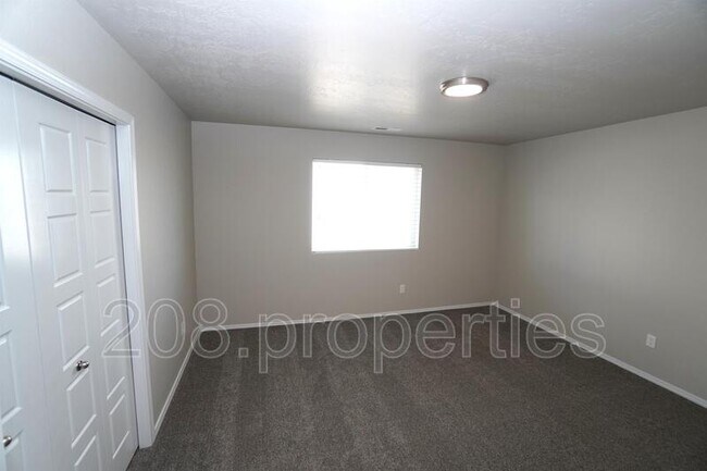 Building Photo - 11848 W Skyhaven St