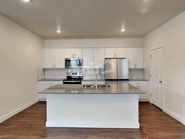 Foto del edificio - 4814 87th Ave NE