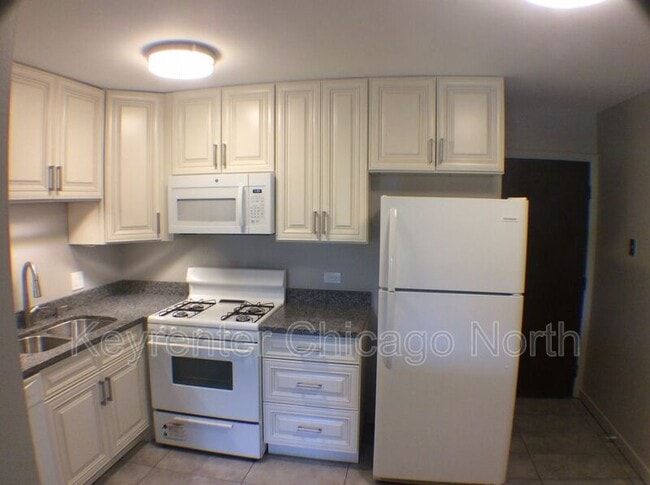 Building Photo - 3618 Salem Walk