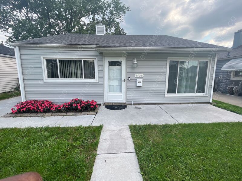 1428 E Goulson Ave, Hazel Park, MI 48030 House Rental in Hazel Park