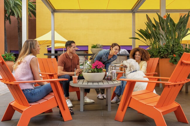 Building Photo - Meridian at The Market Place