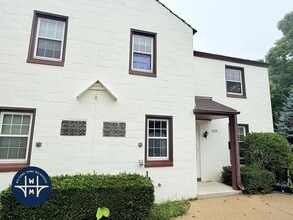 Building Photo - 5598 Basswood St