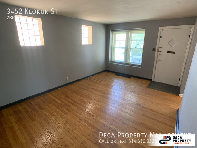 Building Photo - 2 Bedroom House