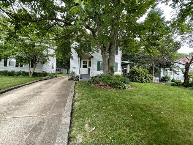 Foto del edificio - 2648 3rd St