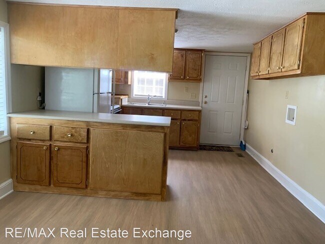 Building Photo - 3 br, 1 bath House - 2913 Olive Drive