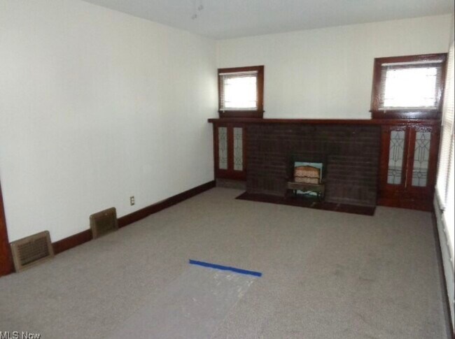 Building Photo - 4345 W 49th St
