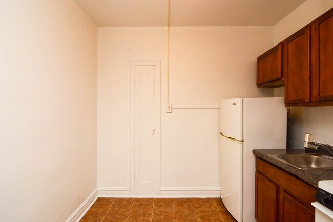 Foto del edificio - 4834 N Damen Ave