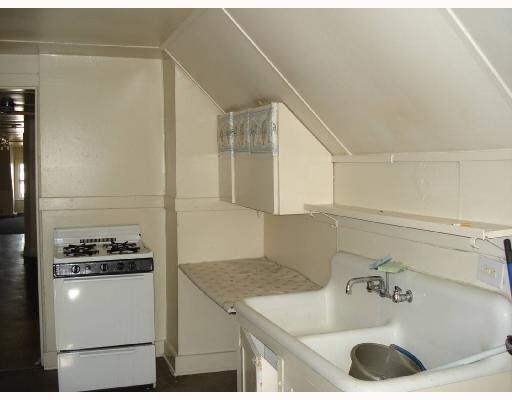  - 411 Breckenridge St