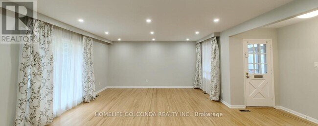 Building Photo - 23 Wigmore Dr