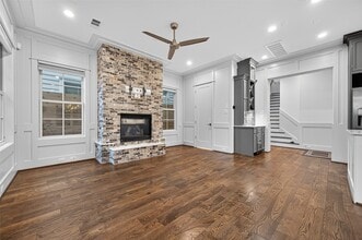 Building Photo - 428 Marshall St