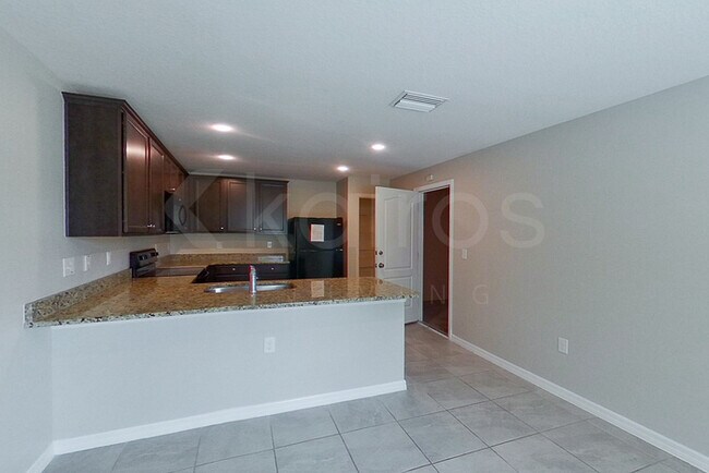 Foto del edificio - 8473 Indian Laurel Ln