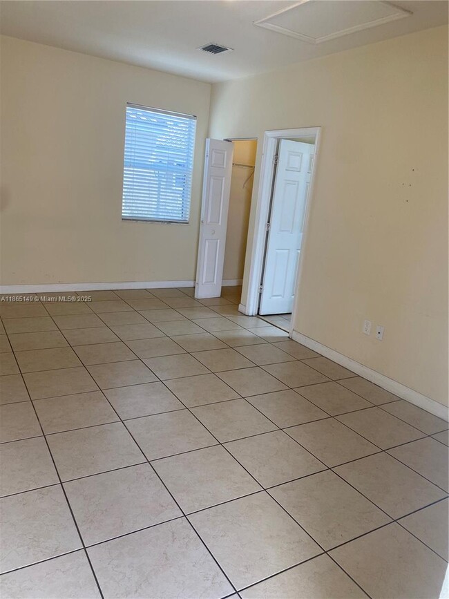 Foto del edificio - 17021 SW 96th St