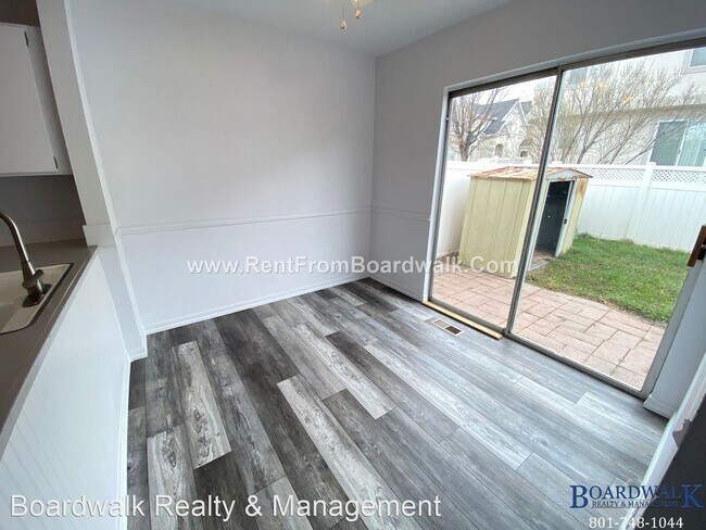 Building Photo - 3 br, 1 bath House - 2278 W 4185 S