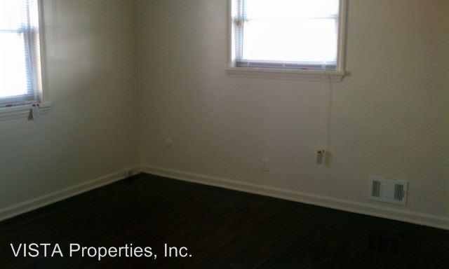 Foto del edificio - 9704 Blue Lick Rd
