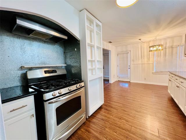 Building Photo - 101 Lindenwood Dr