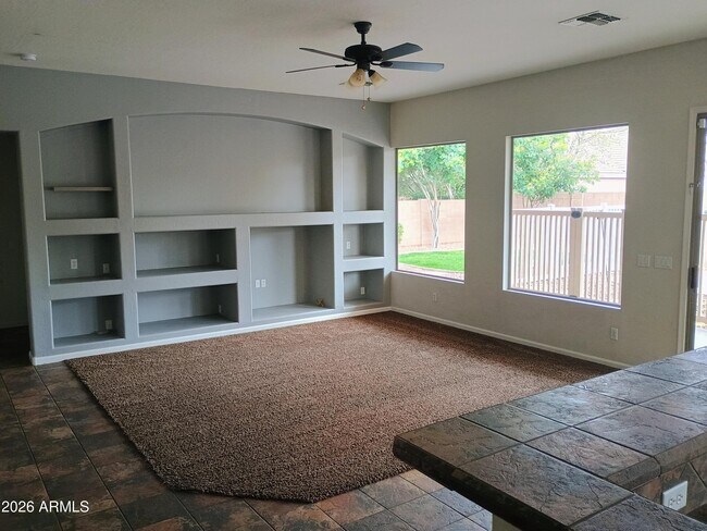 Building Photo - 3478 E Lowell Ave