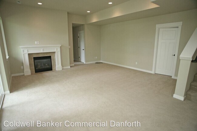 Foto del edificio - 5 br, 3.5 bath House - 2820 102nd Pl NE