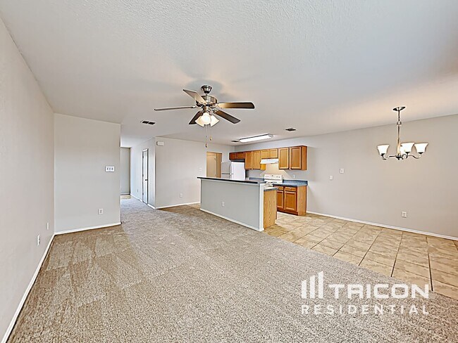Foto del edificio - 1416 Pine Ln