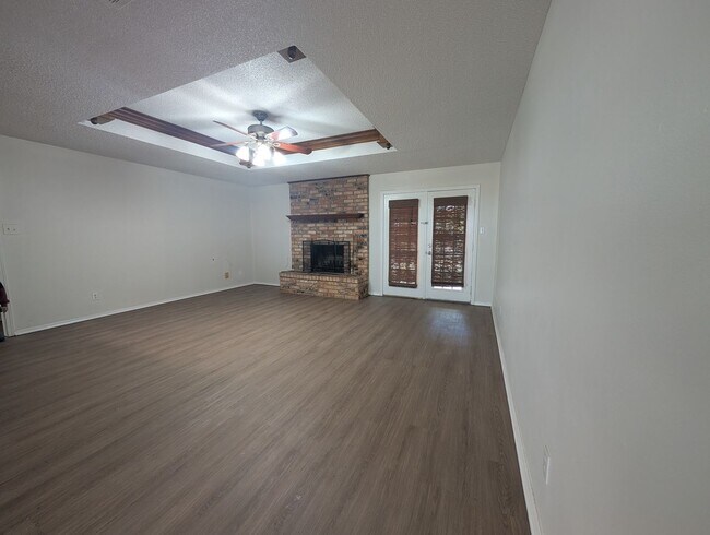 Foto del edificio - 3008 Brittney Ln