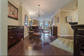 Building Photo - 3334 Peachtree Rd NE