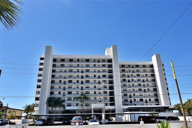 Foto del edificio - 15462 Gulf Blvd