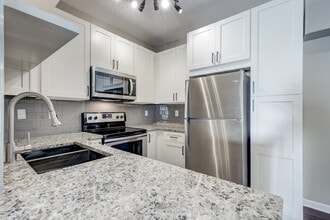 Building Photo - Oak Trail at Cherry Creek South