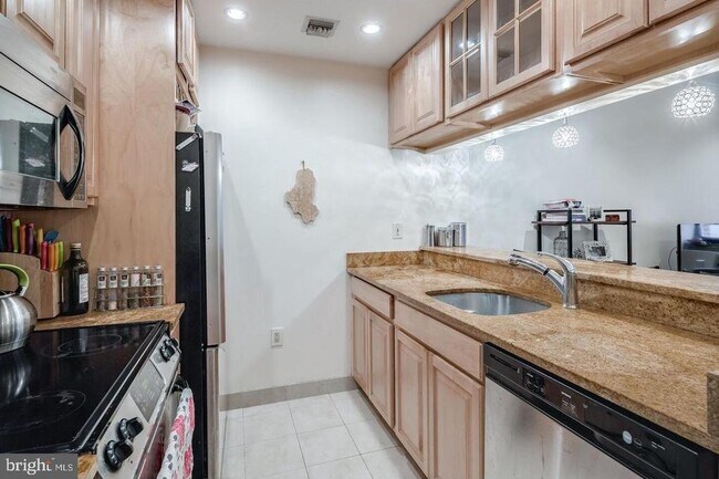 Foto del edificio - 1601 Spring Garden St