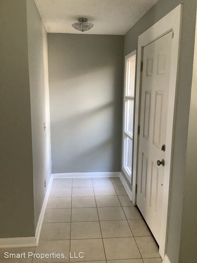 Building Photo - 2 br, 2.5 bath House - 3314 Kilmer Dr