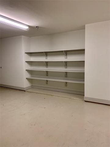 Foto del edificio - 5619 Belmont Ave