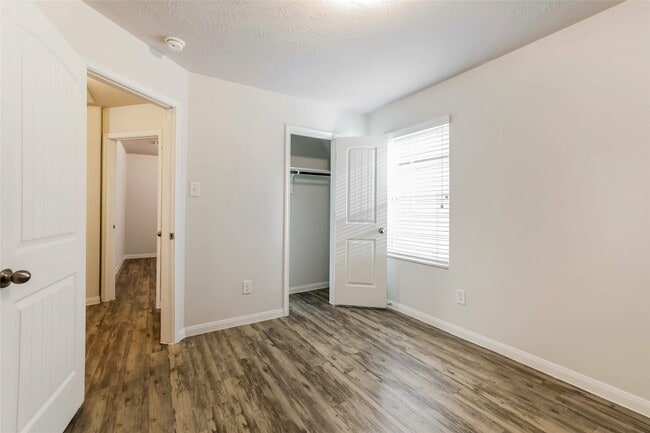 Building Photo - 10315 Blue Wonder Ln