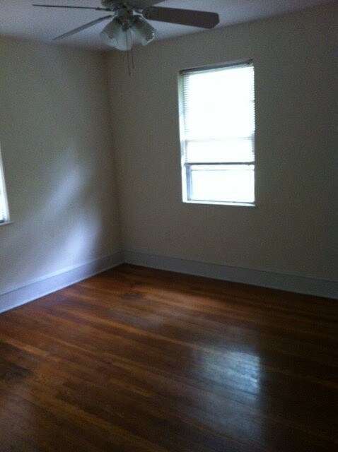 Building Photo - 260 Holman Ave