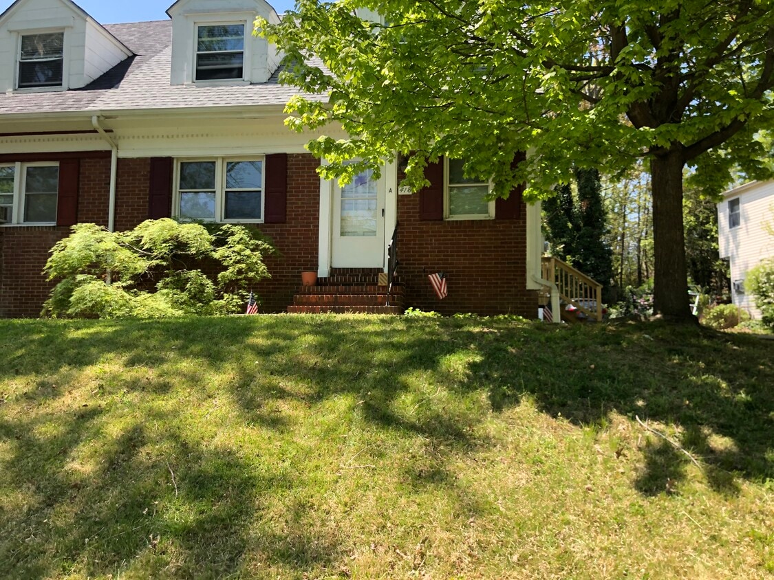 Front door - 418 Highland Ave