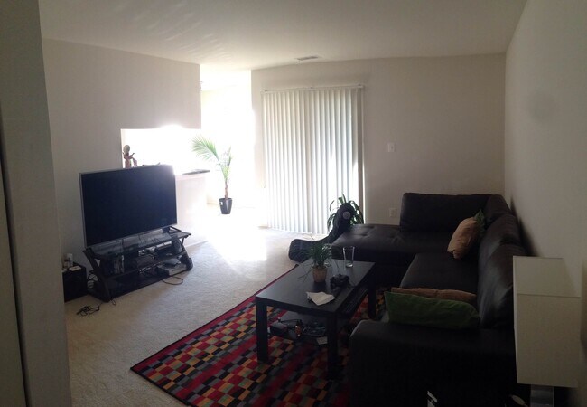 living room - 1793 Jonathan Way