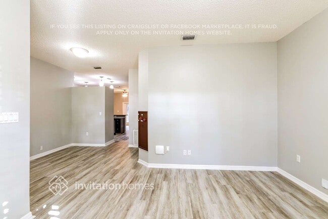 Foto del edificio - 6297 Lauderdale St