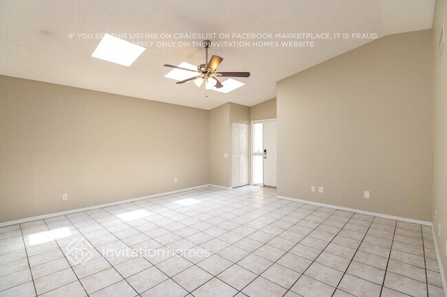 Building Photo - 11134 N 82nd Ln
