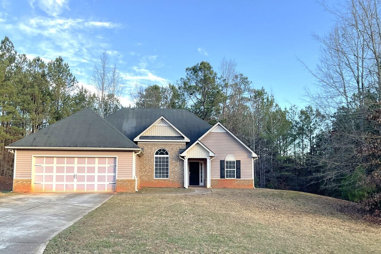 185 Rivercrest Ln House Rental in Covington, GA