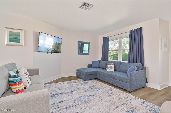 Foto del edificio - 2868 Sanibel Blvd