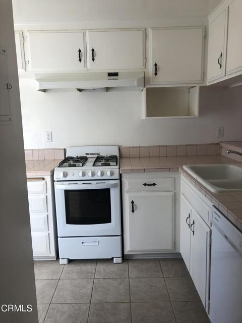 Foto del edificio - 2431 Bayshore Ave