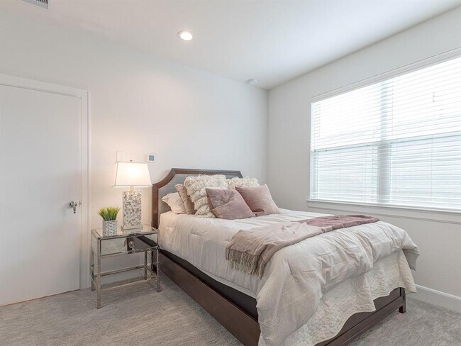 Foto del edificio - 2714 Eado Grove Ln