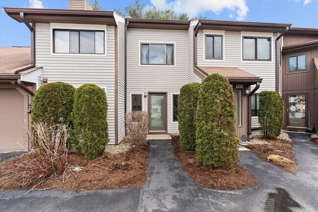 Foto del edificio - 221 Trailside Way
