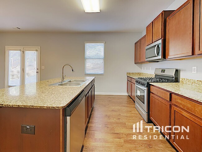 Foto del edificio - 211 Hollyhock Ln