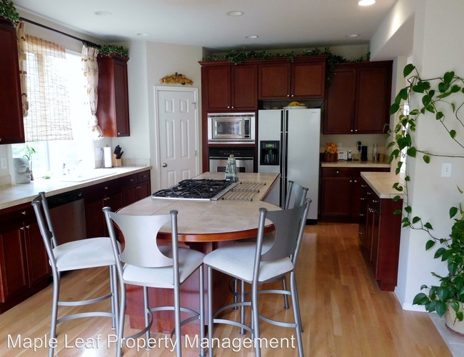 Foto del edificio - 5 br, 2.5 bath House - 12066 167th Pl NE