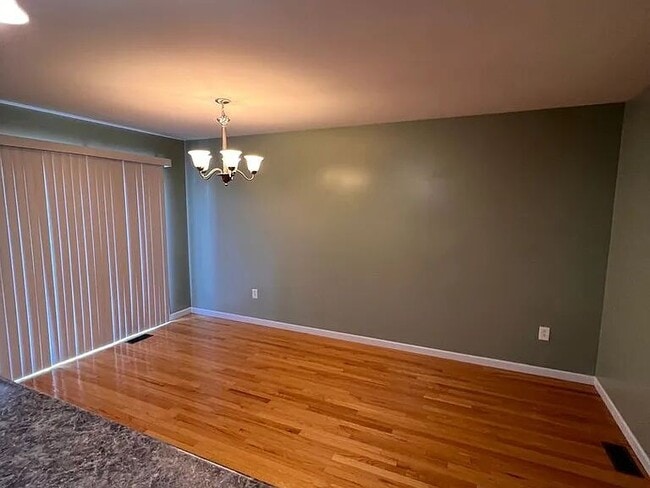 Foto del edificio - 2429 Heather Hill Ct