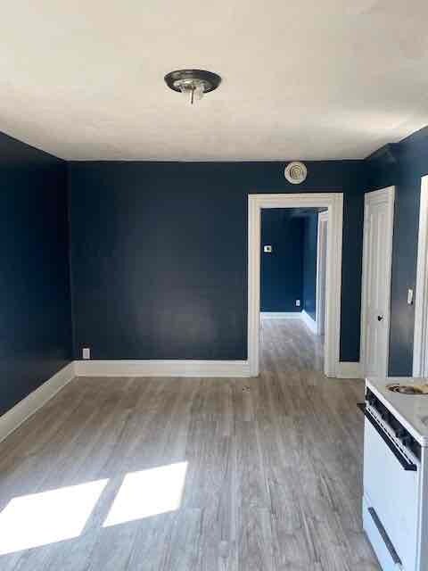 Foto del edificio - 1373 E 52nd St