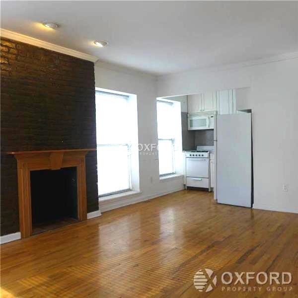 Foto del edificio - 300 E 52nd St